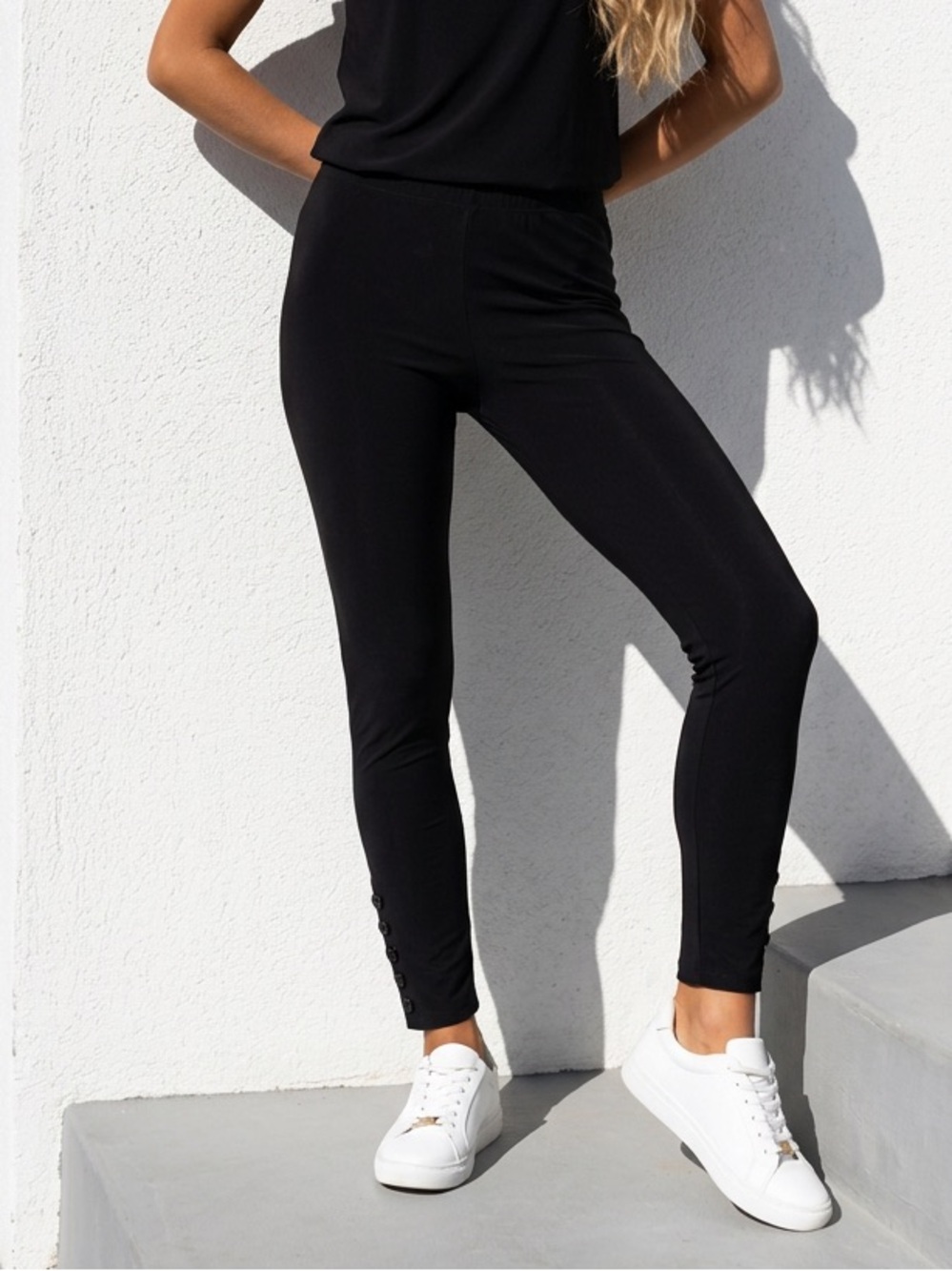 Sun Kim City-Chic quite luxury minimalist black ankle-button Lagenlook leggings